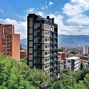Living 35 Hotel