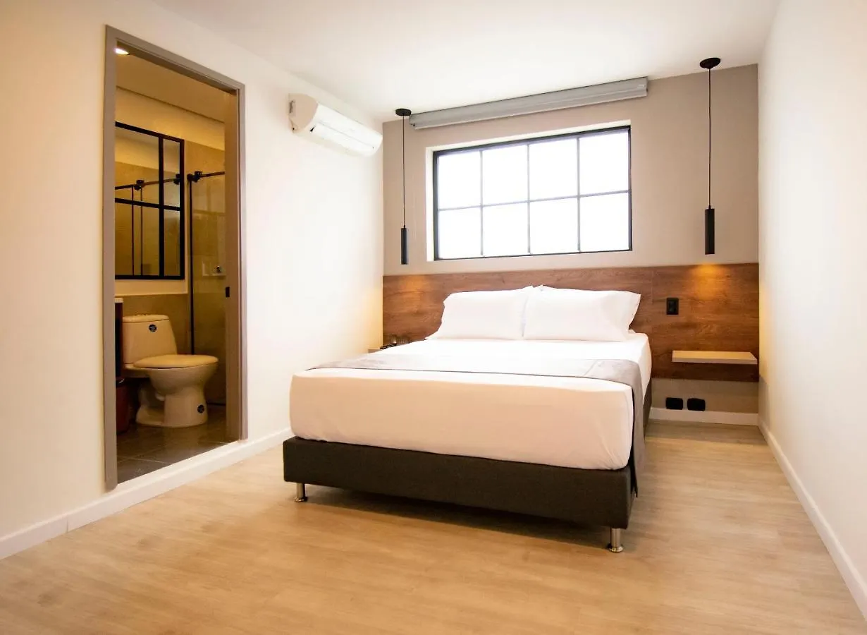 מדיין Fence By Bernalo Hotels