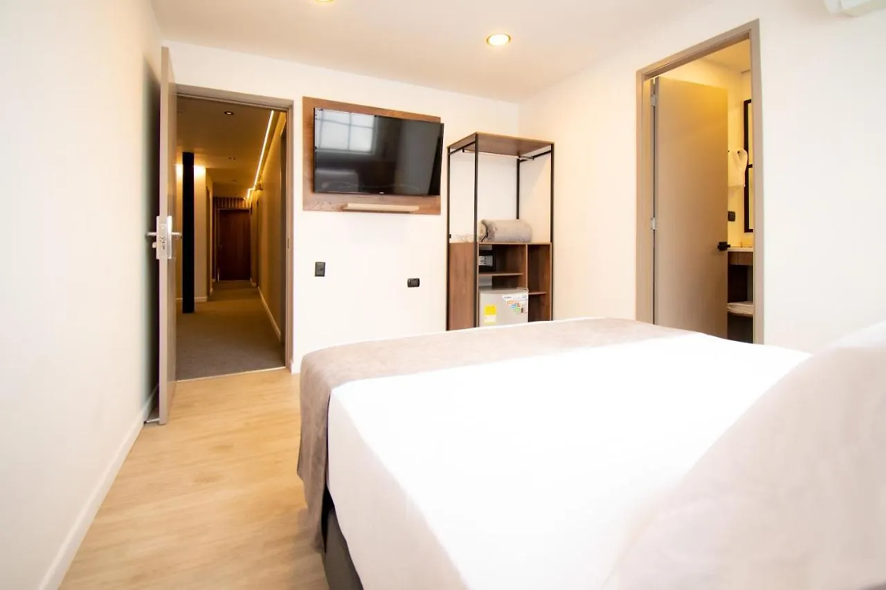 מדיין Fence By Bernalo Hotels 3*,  קולומביה